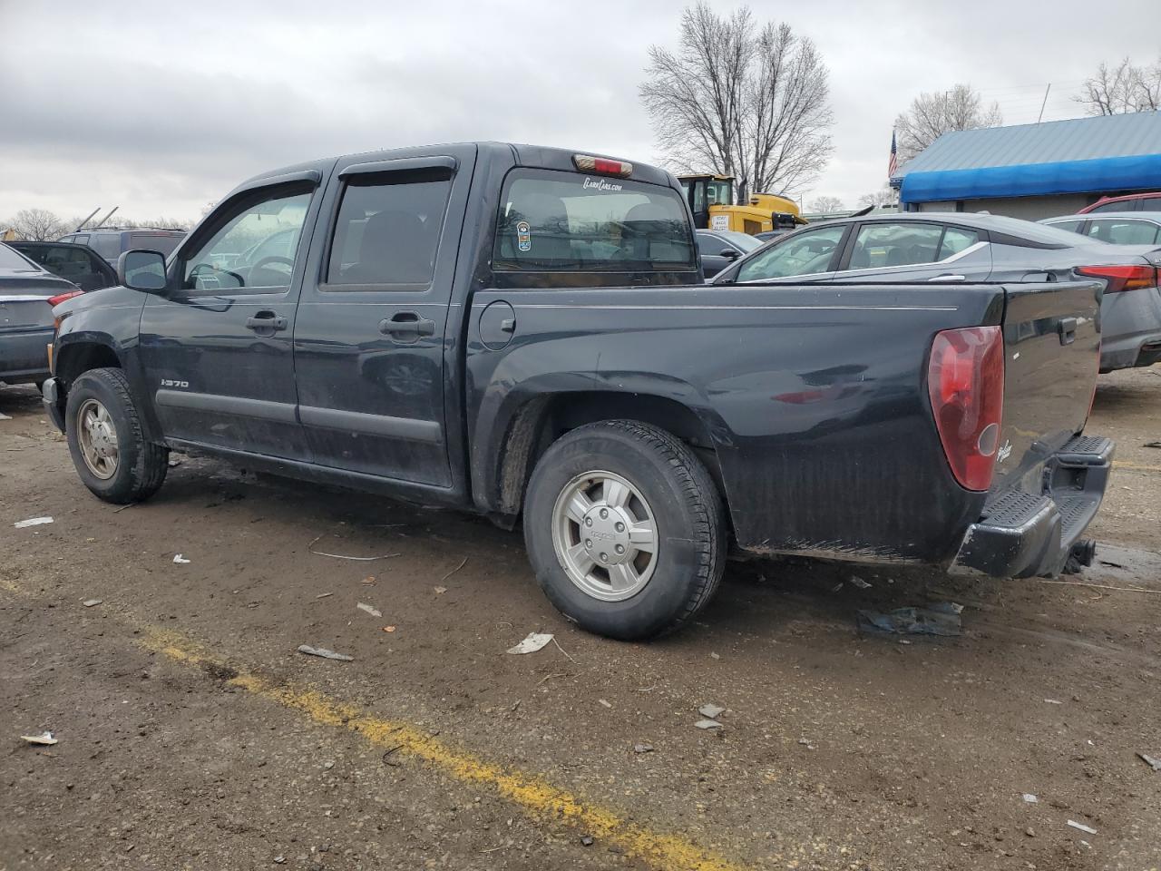 2008 Isuzu I-370 - Image 2