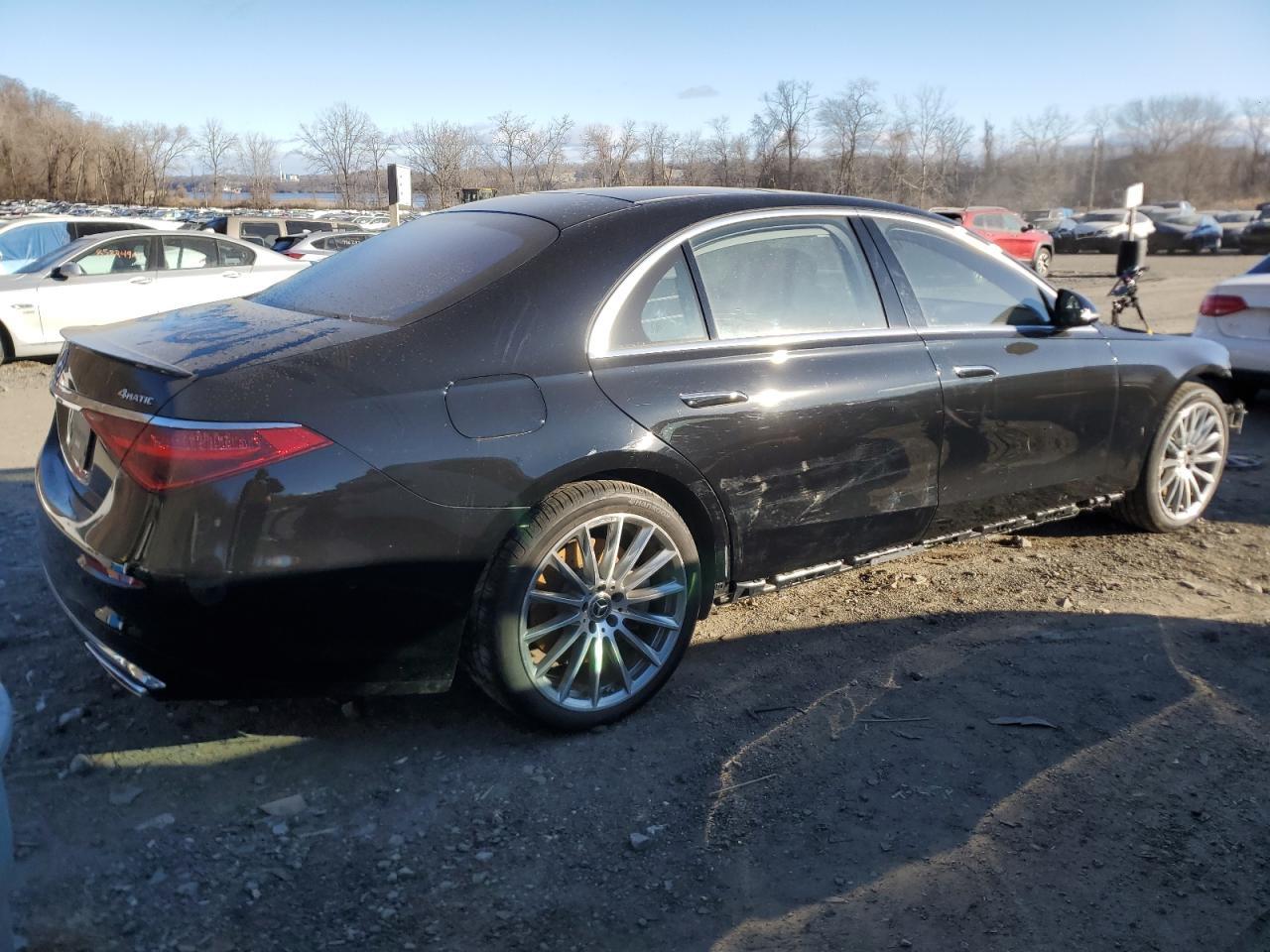 2022 Mercedes-Benz S 580 4Matic - Image 3