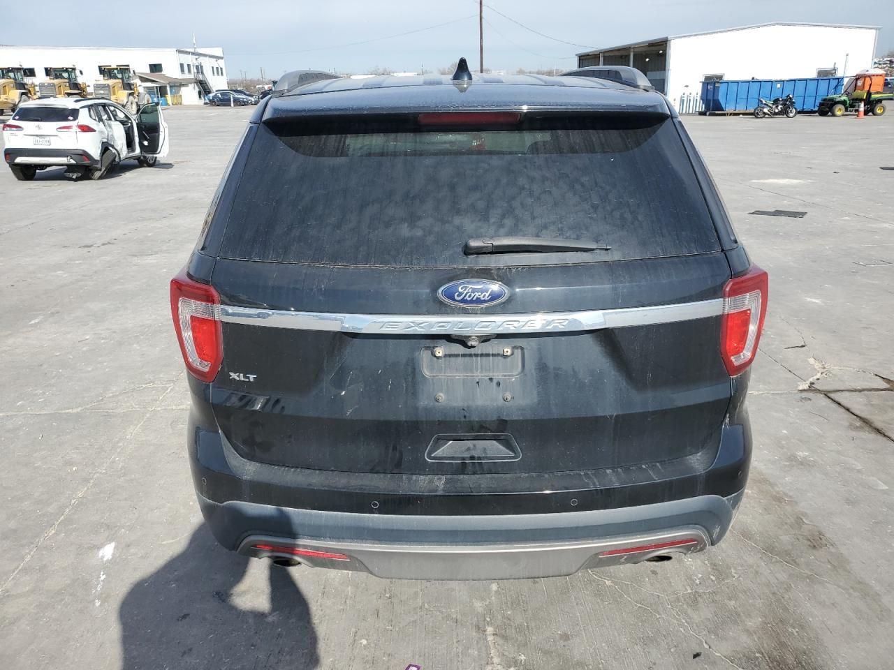 2017 Ford Explorer Xlt - Фото 6