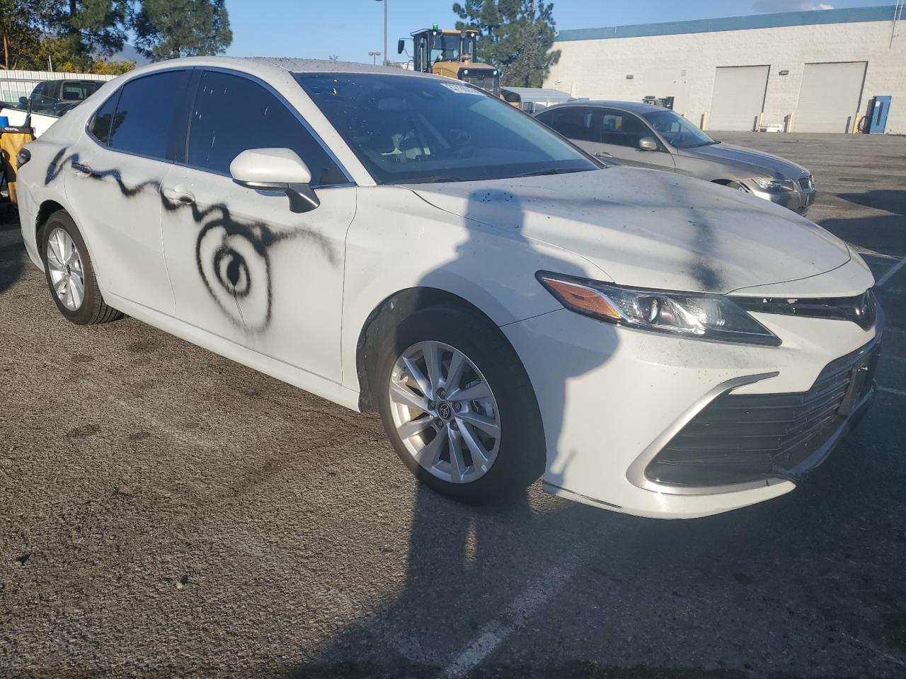 2024 Toyota Camry Le - Image 4