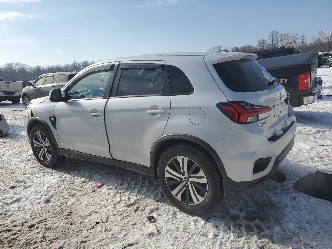 2023 Mitsubishi Outlander Sport S/Se - Фото 2