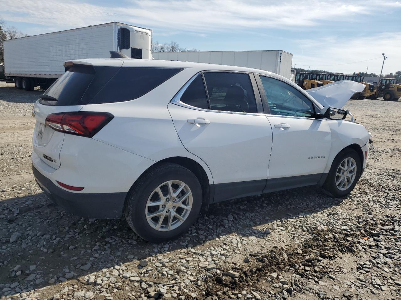 2022 Chevrolet Equinox Lt - Image 3