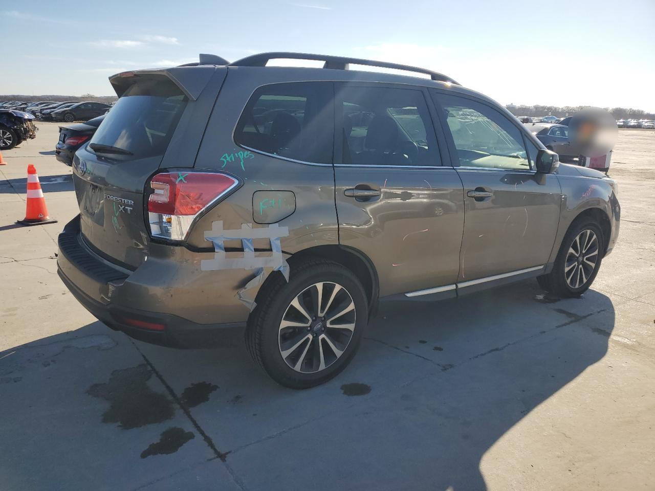 2017 Subaru Forester 2.0Xt Touring - Фото 3