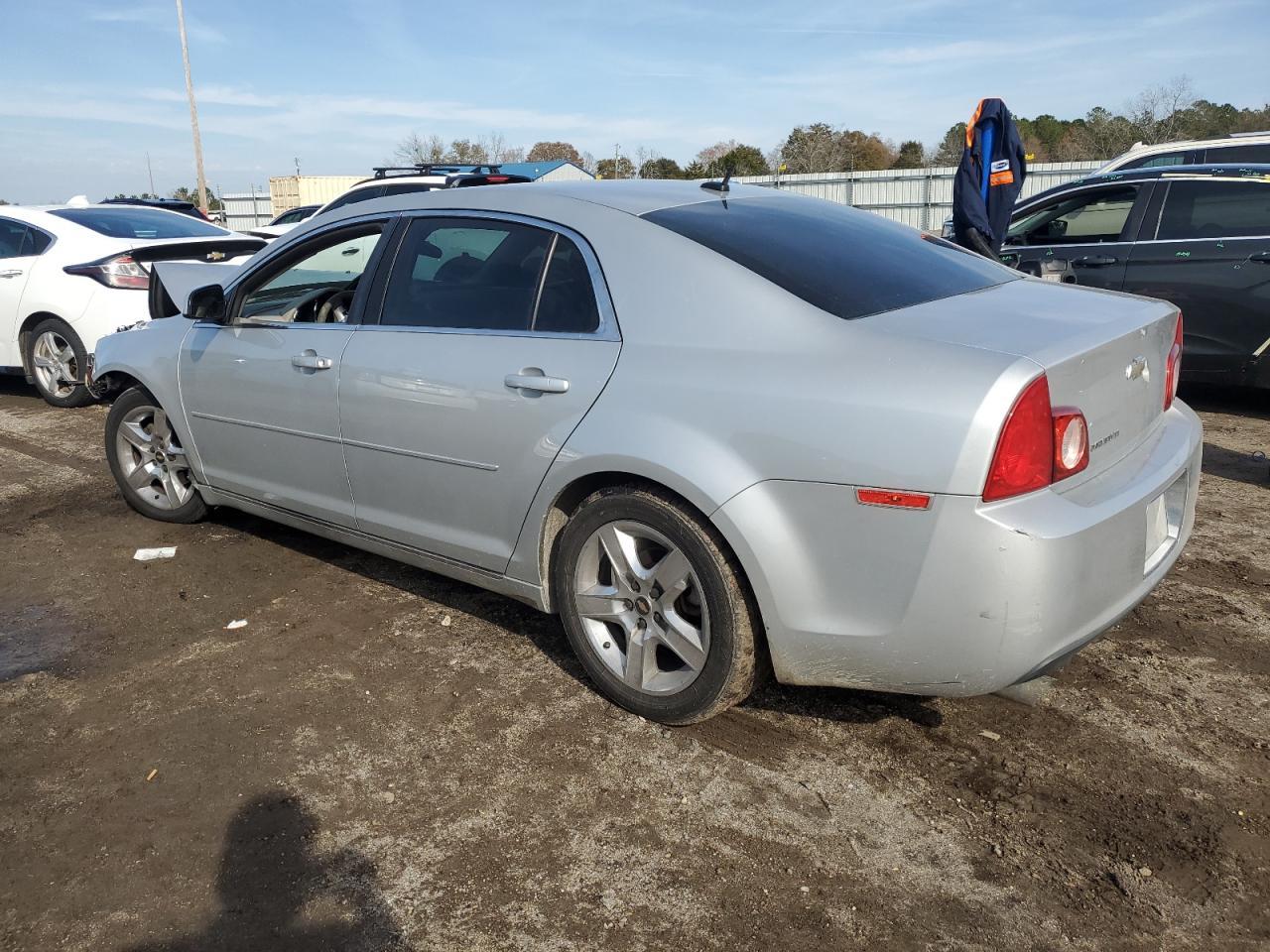 2011 Chevrolet Malibu 1Lt - Фото 2