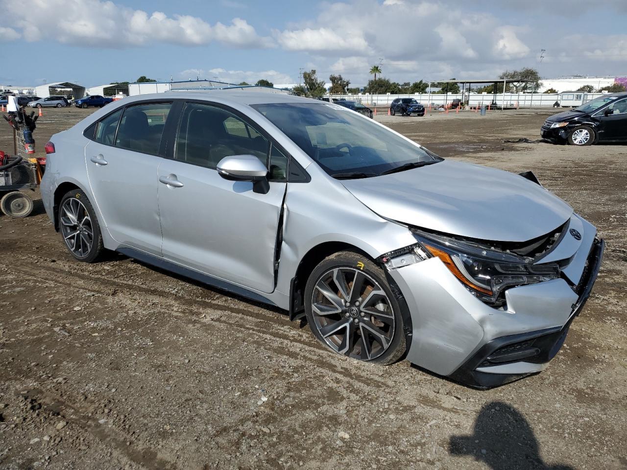 2022 Toyota Corolla Se - Фото 4