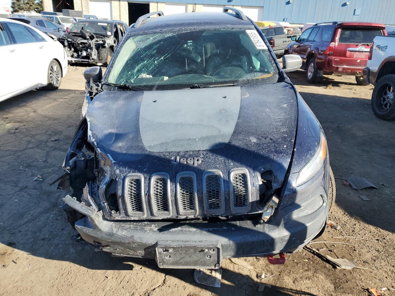 2016 Jeep Cherokee Trailhawk - Фото 5