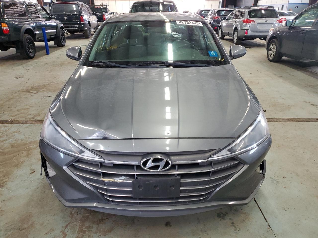 2019 Hyundai Elantra Se - Фото 5