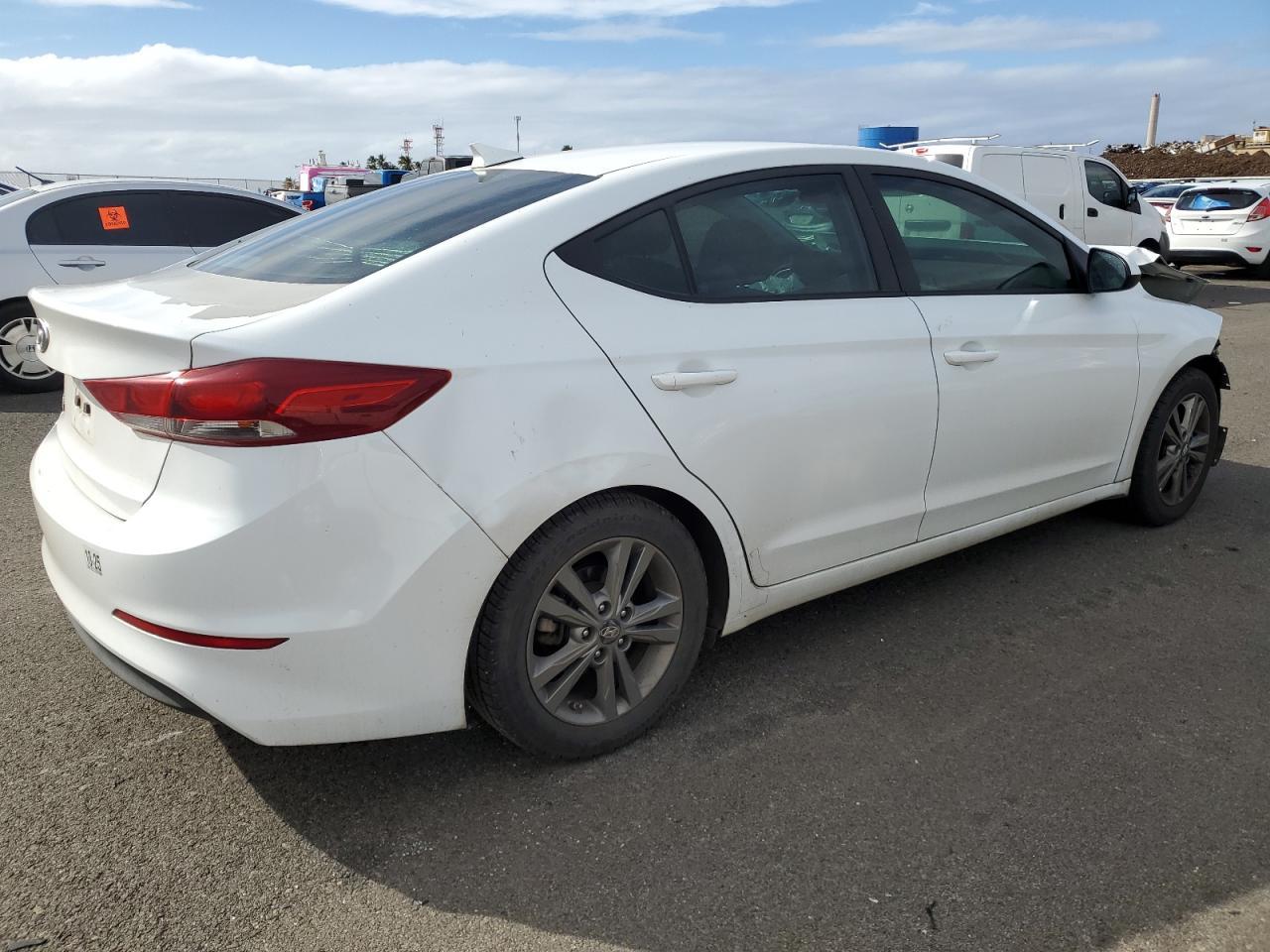 2018 Hyundai Elantra Sel - Image 3