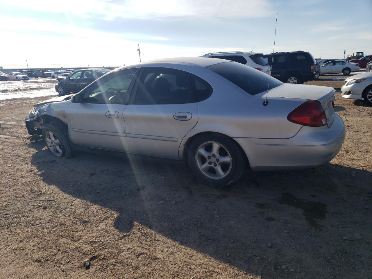 2000 Ford Taurus Se - Image 2