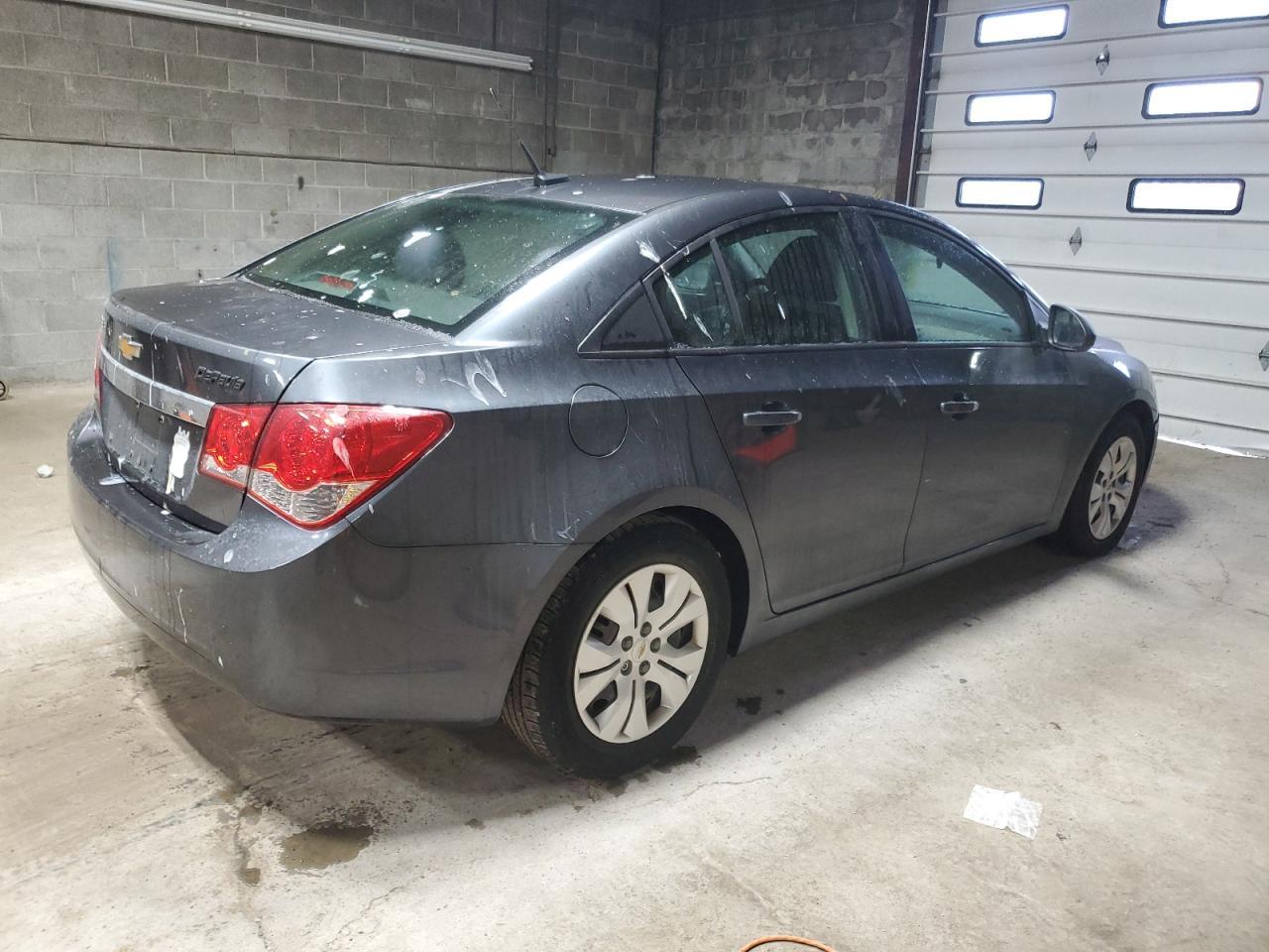 2013 Chevrolet Cruze Ls - Фото 3