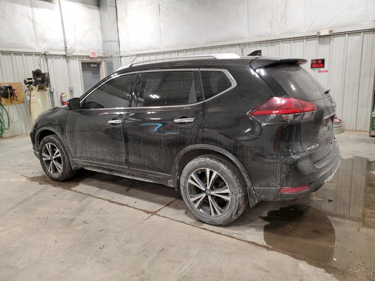 2020 Nissan Rogue S - Фото 2