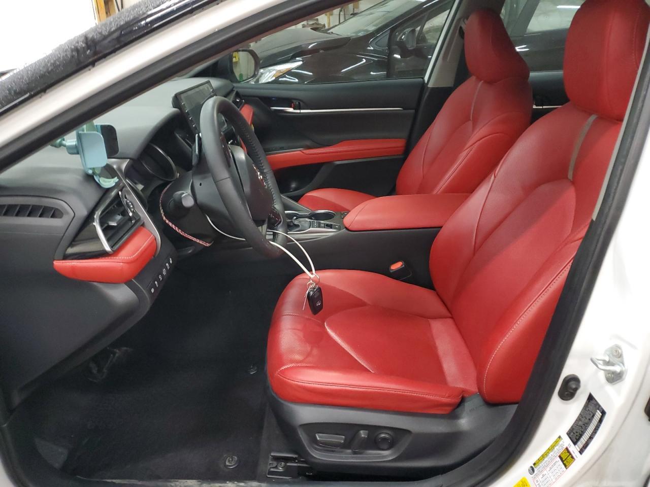 2022 Toyota Camry Xse - Image 7