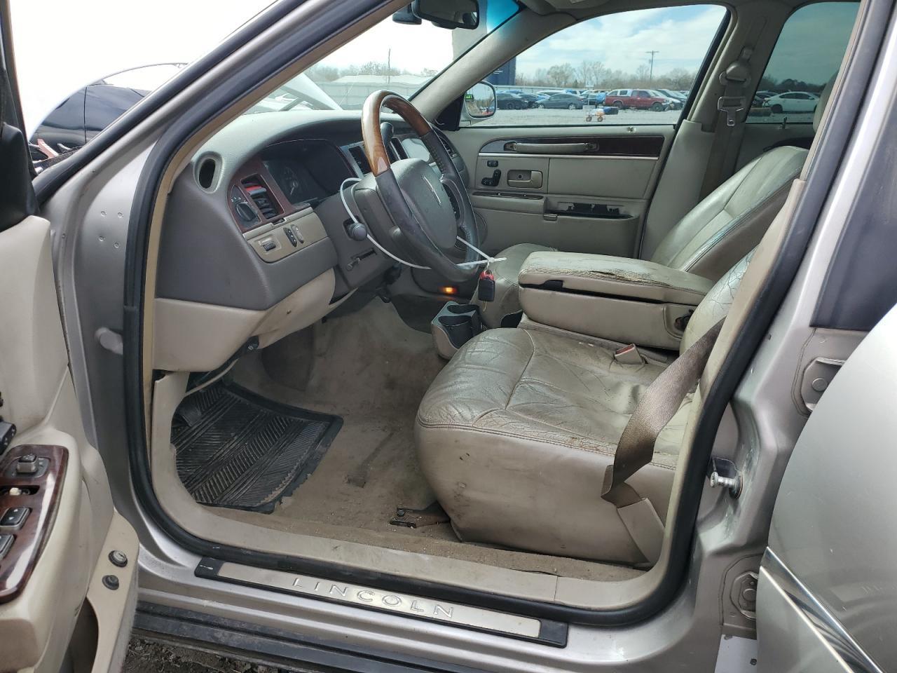 2006 Lincoln Town Car Signature Limited - Фото 7