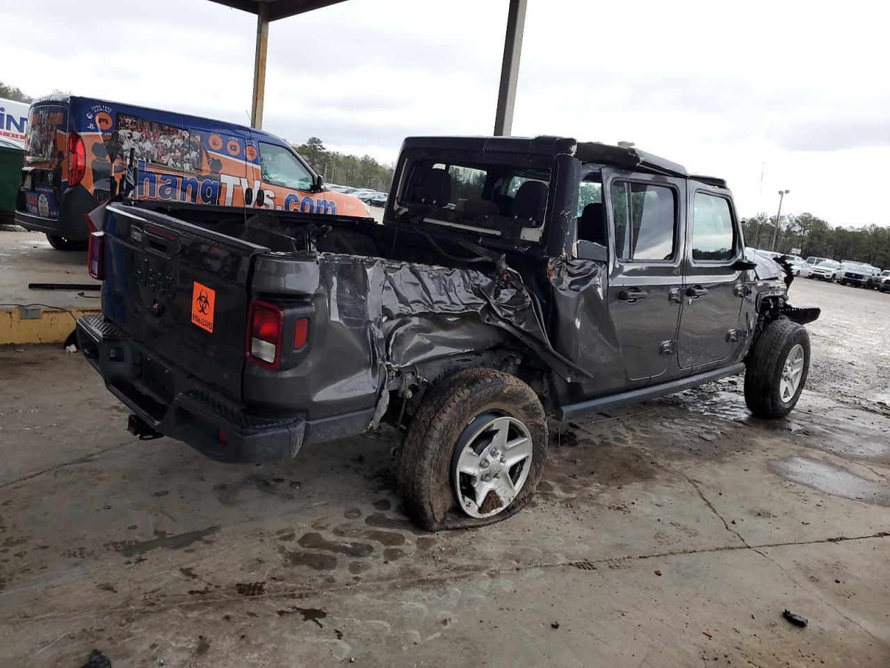2022 Jeep Gladiator Sport - Фото 3