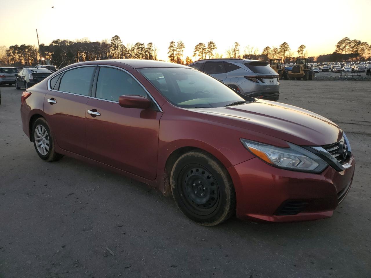 2016 Nissan Altima 2.5 - Фото 4