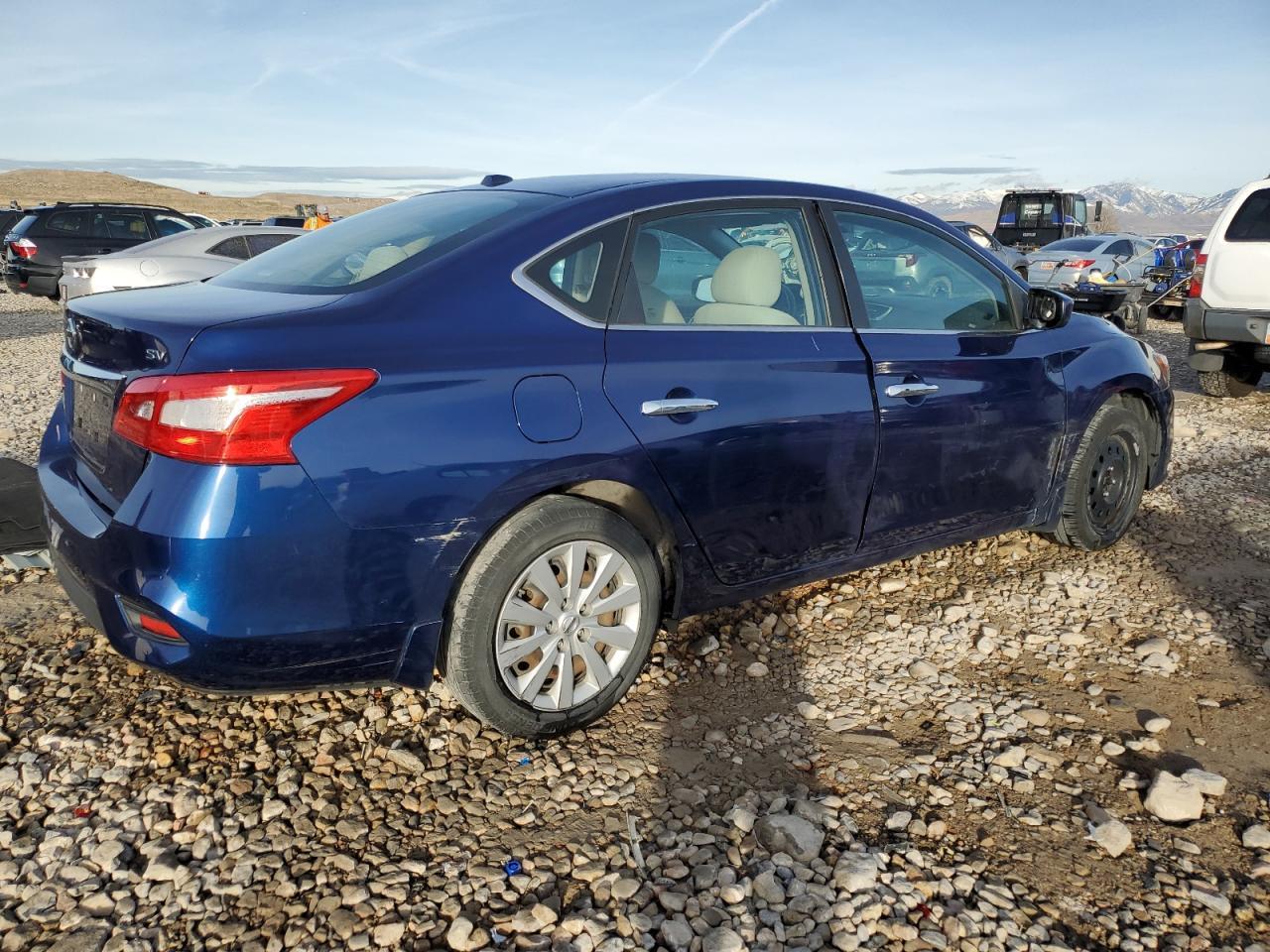 2016 Nissan Sentra S - Image 3