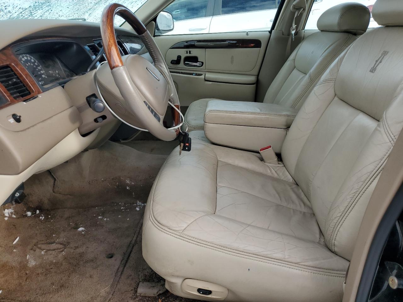 2000 Lincoln Town Car Cartier - Фото 7