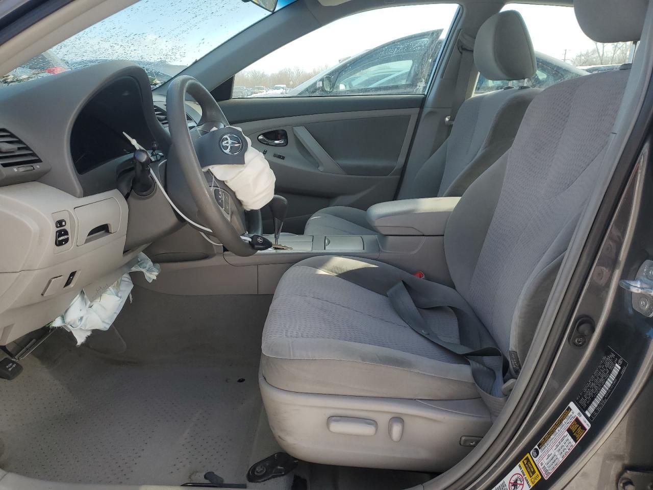 2010 Toyota Camry - Image 7