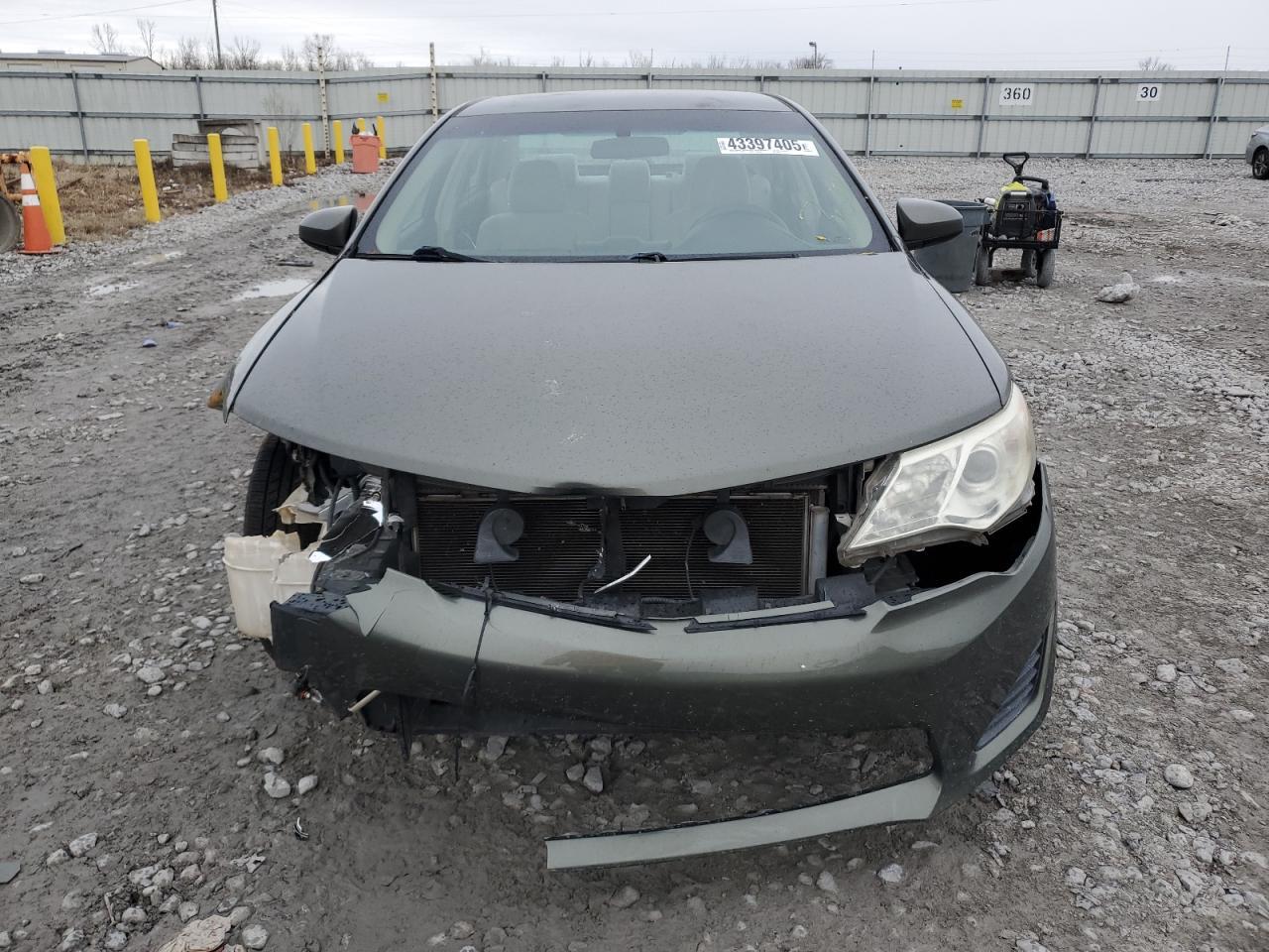 2012 Toyota Camry Base - Фото 5