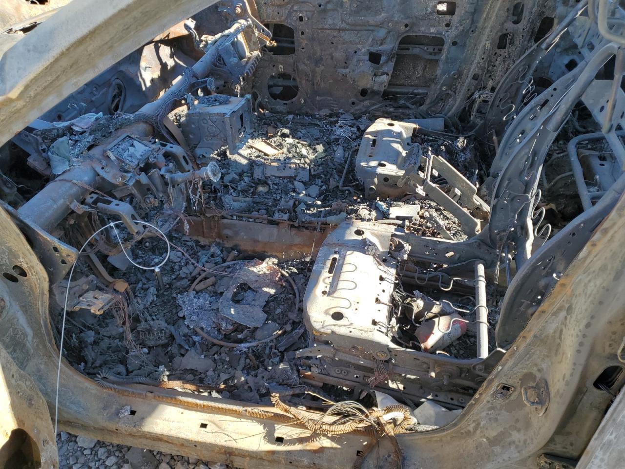 2017 Niss Altima - Image 7