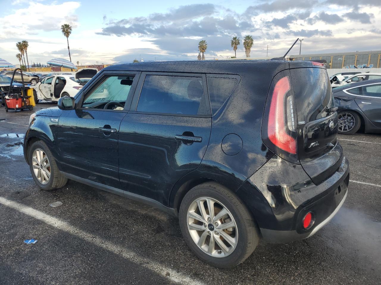 2017 Kia Soul + - Фото 2