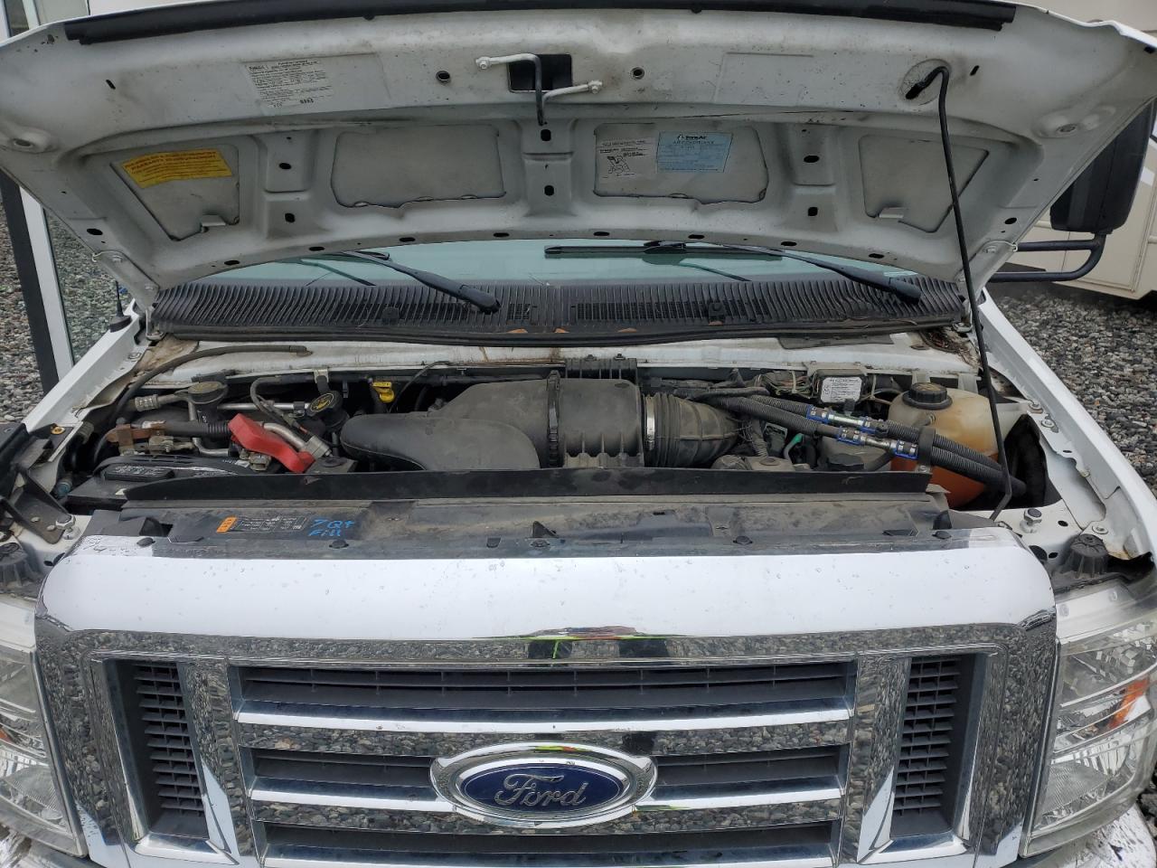 2017 Ford Econoline E350 Super Duty Cutaway Van - Фото 7