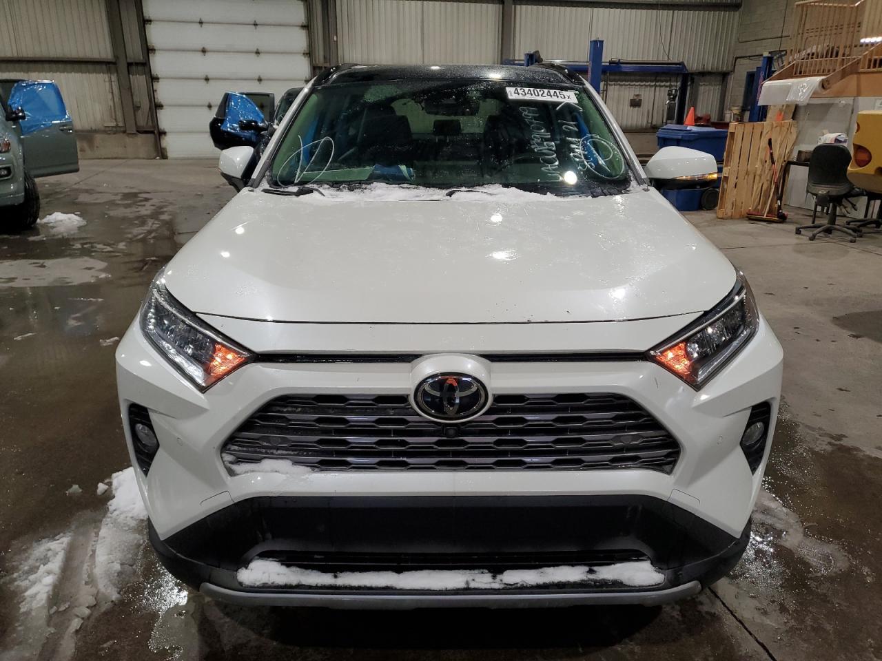 2021 Toyota Rav4 Limited - Фото 5