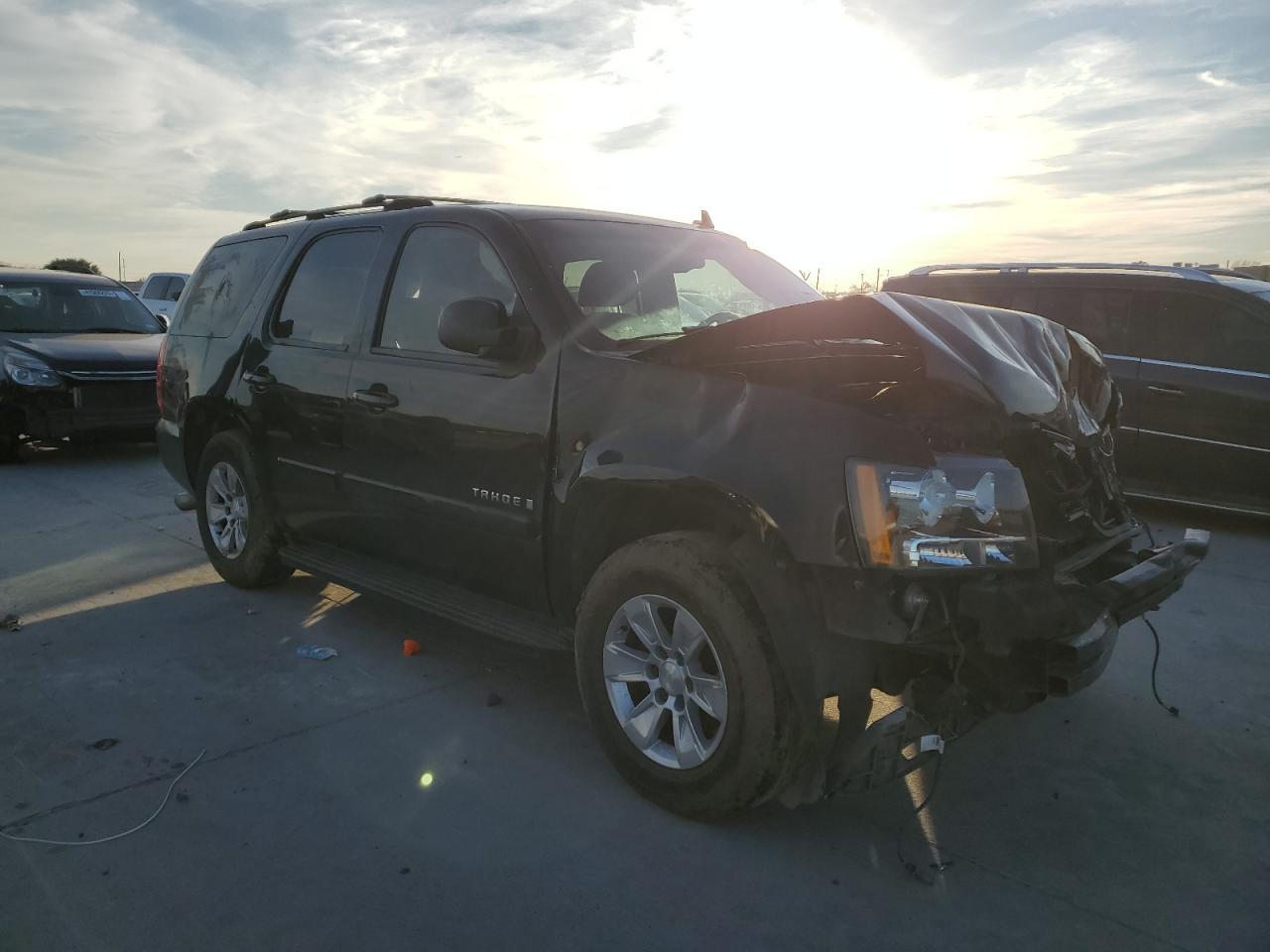 2007 Chevrolet Tahoe C1500 - Фото 4