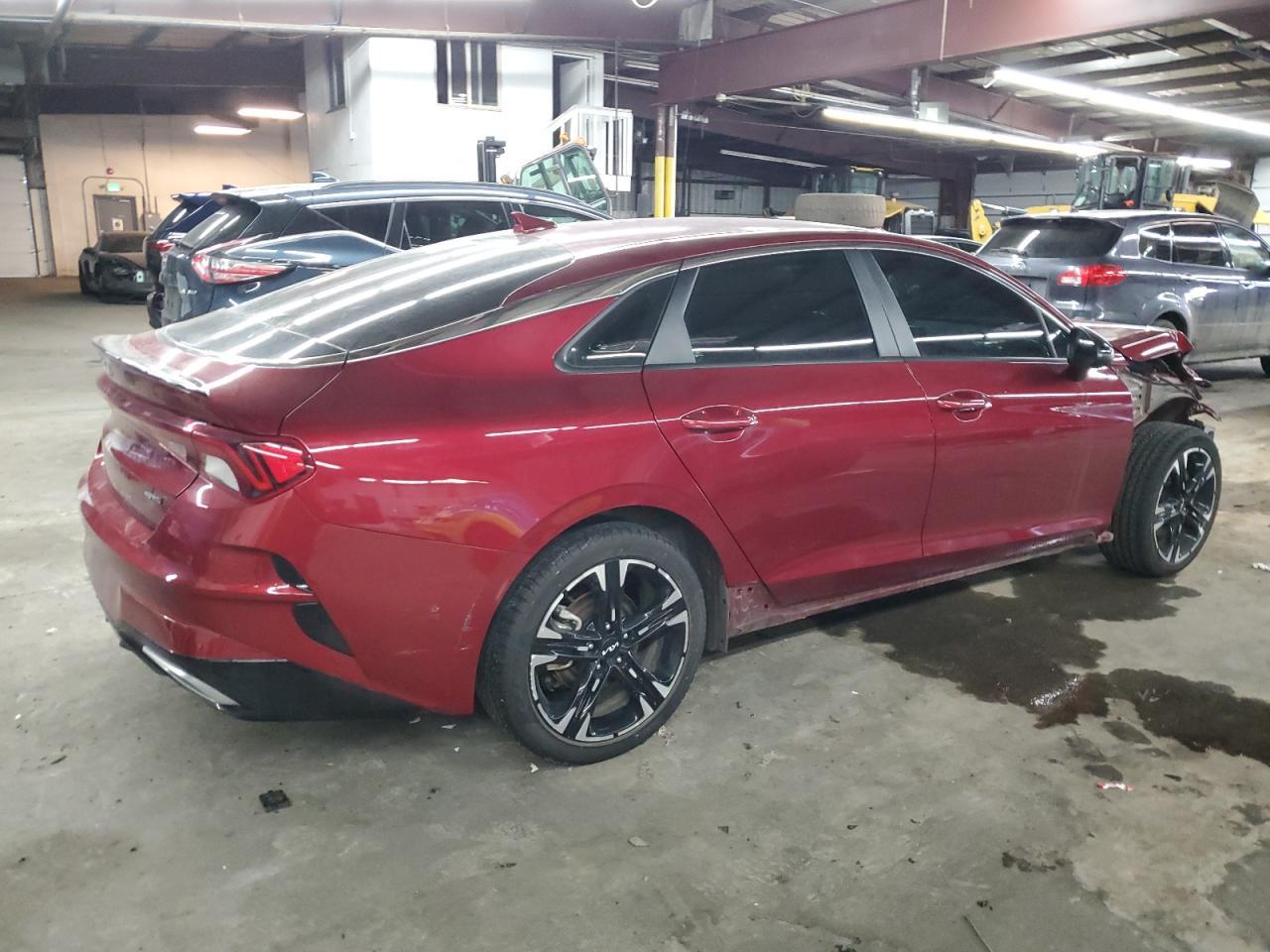 2022 Kia K5 Gt Line - Фото 3