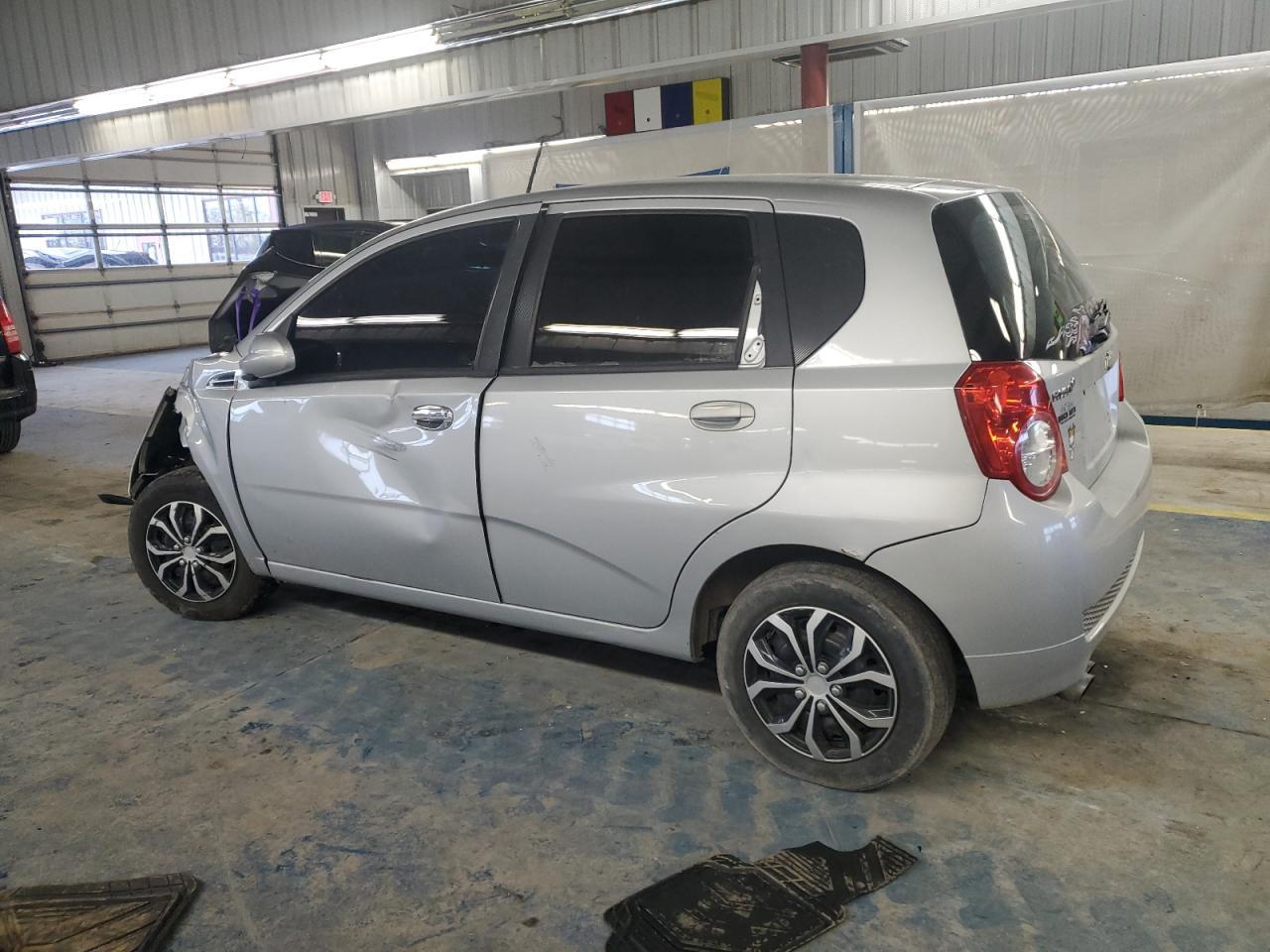 2010 Chevrolet Aveo Ls - Image 2