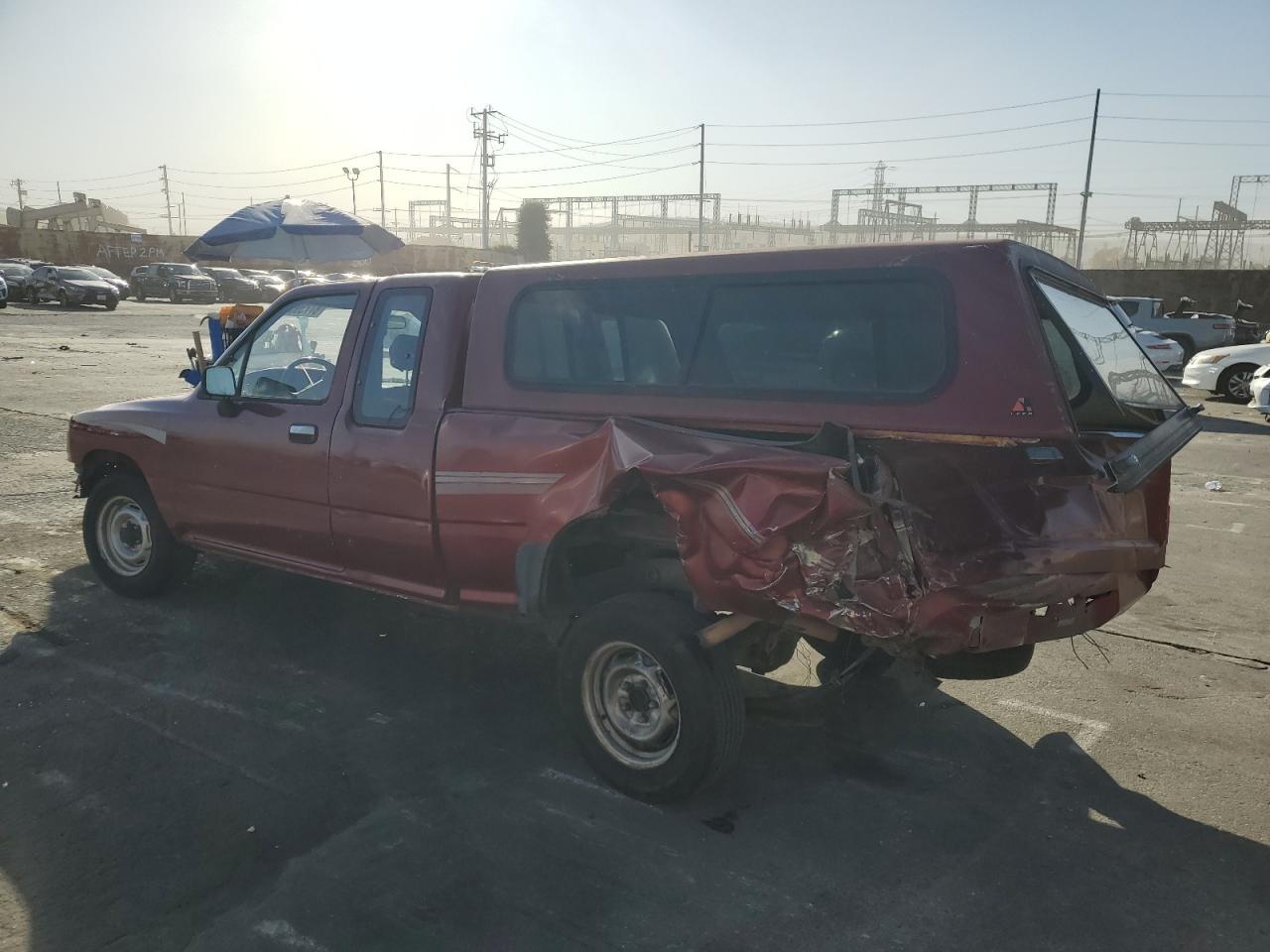 1990 Toyota Pickup Deluxe - Image 2