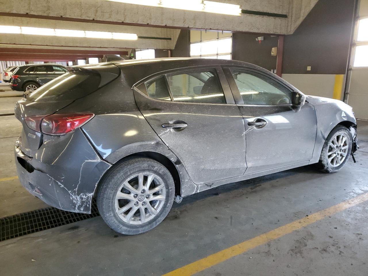 2014 Mazda 3 Touring - Image 3