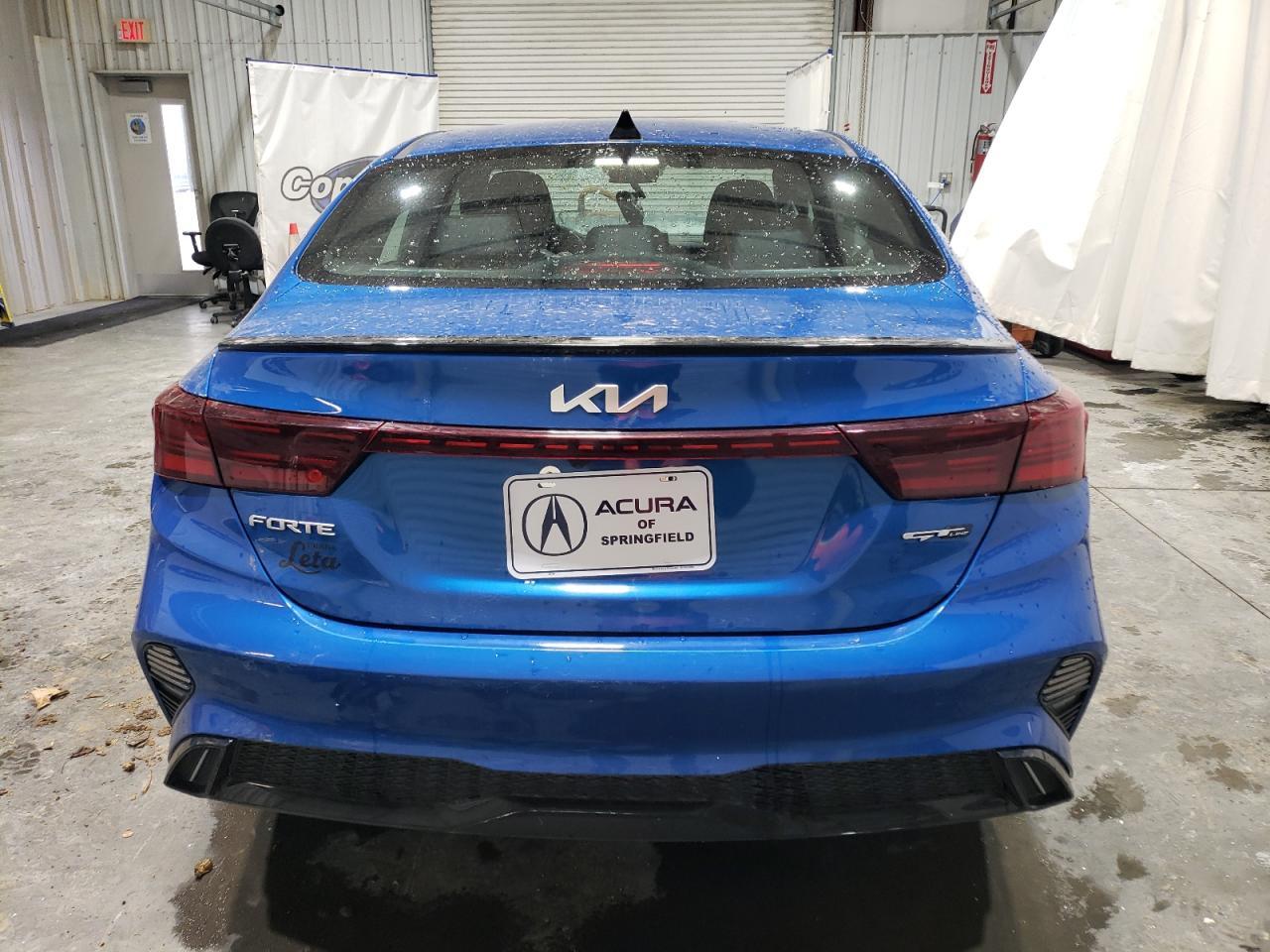 2023 Kia Forte Gt Line - Image 6