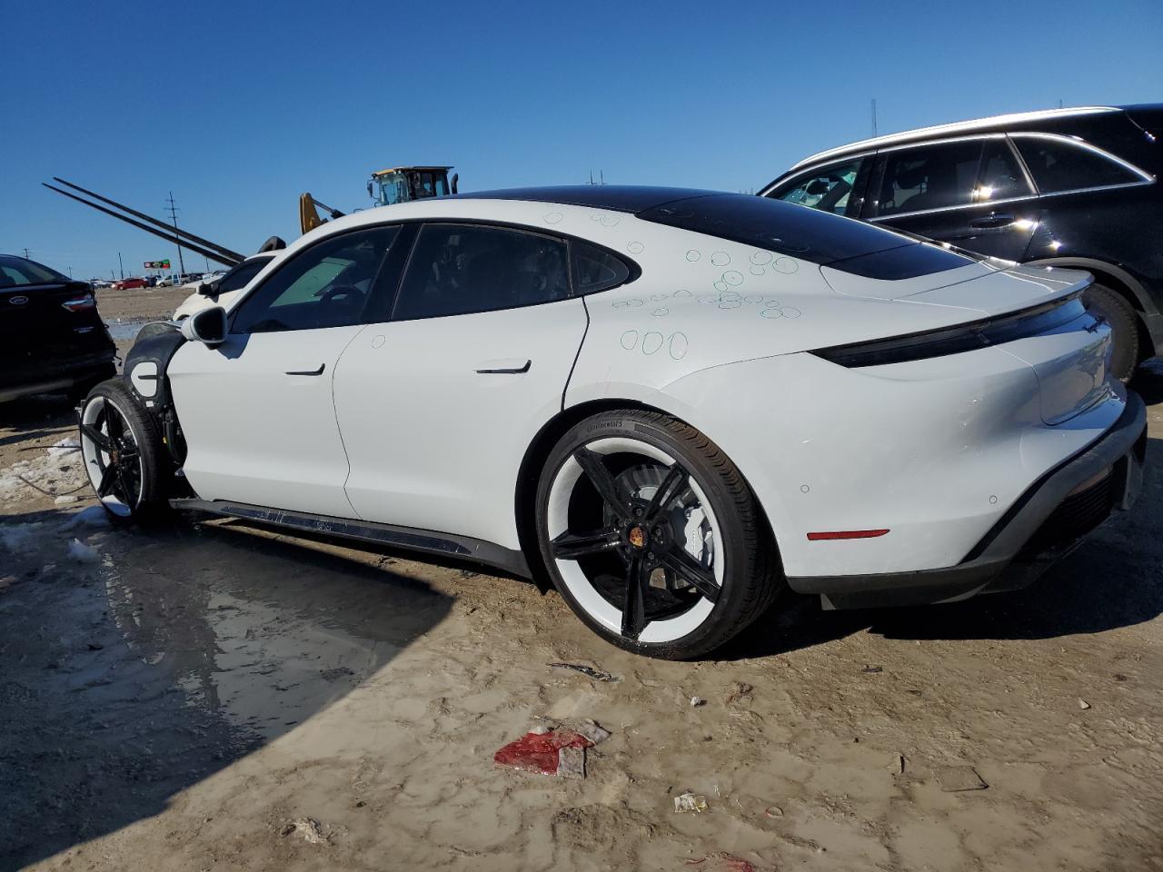 2020 Porsche Taycan Turbo - Фото 2