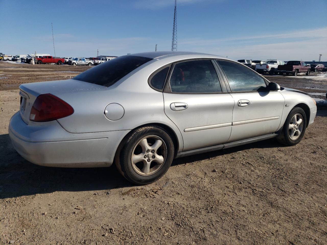2000 Ford Taurus Se - Image 3