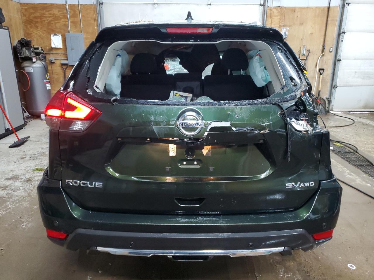2019 Nissan Rogue S - Фото 6