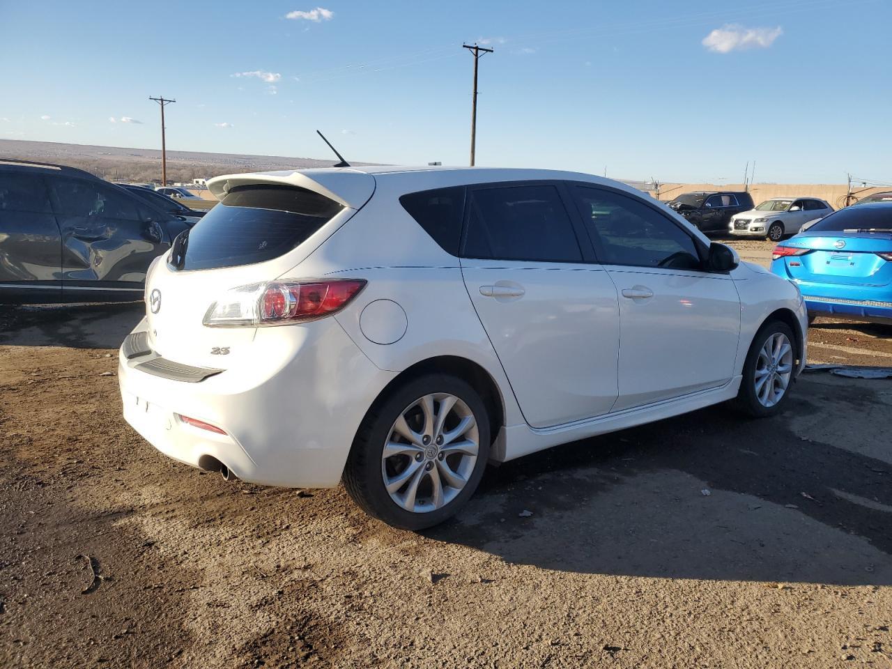 2011 Mazda 3 S - Фото 3