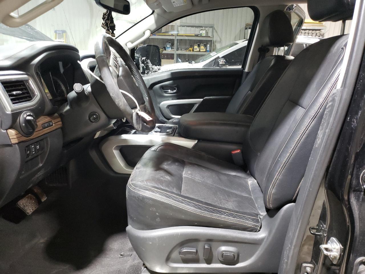 2018 Nissan Titan Sv - Image 7