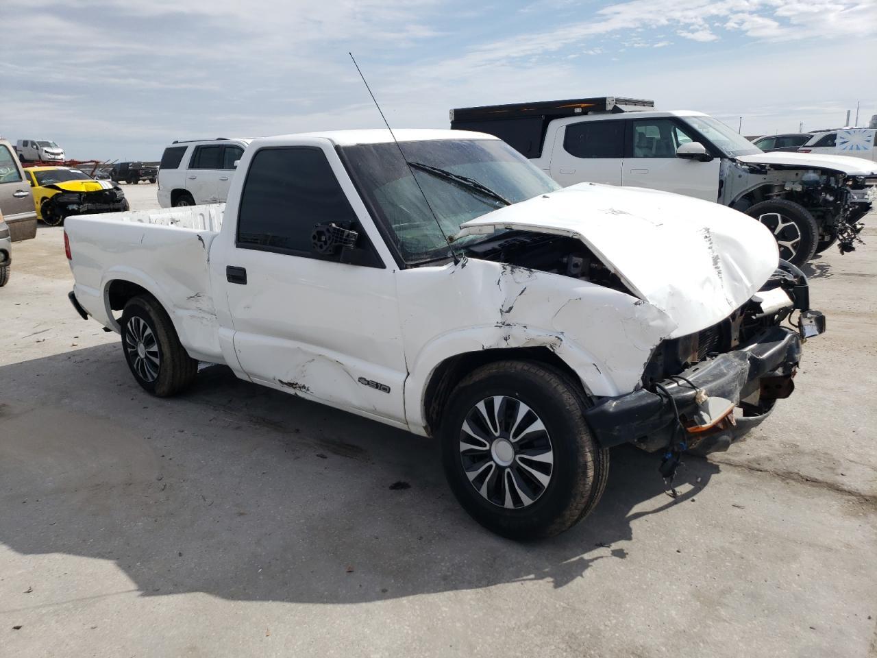 2000 Chevrolet S Truck S10 - Фото 4