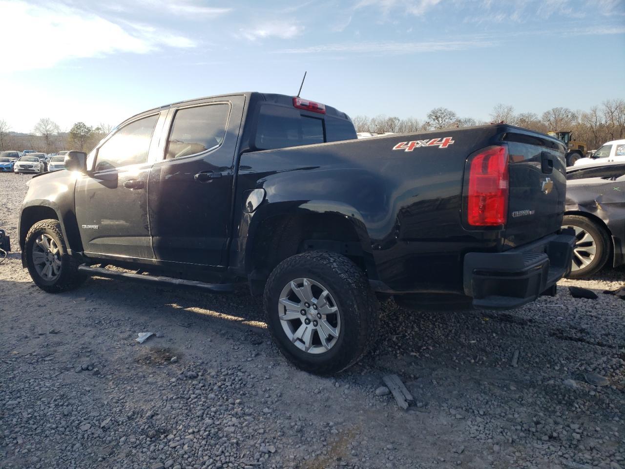 2018 Chevrolet Colorado Lt - Фото 2