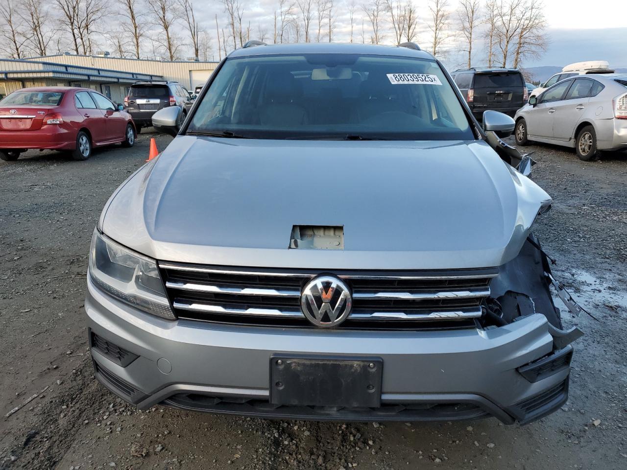2021 Volkswagen Tiguan Se - Image 5