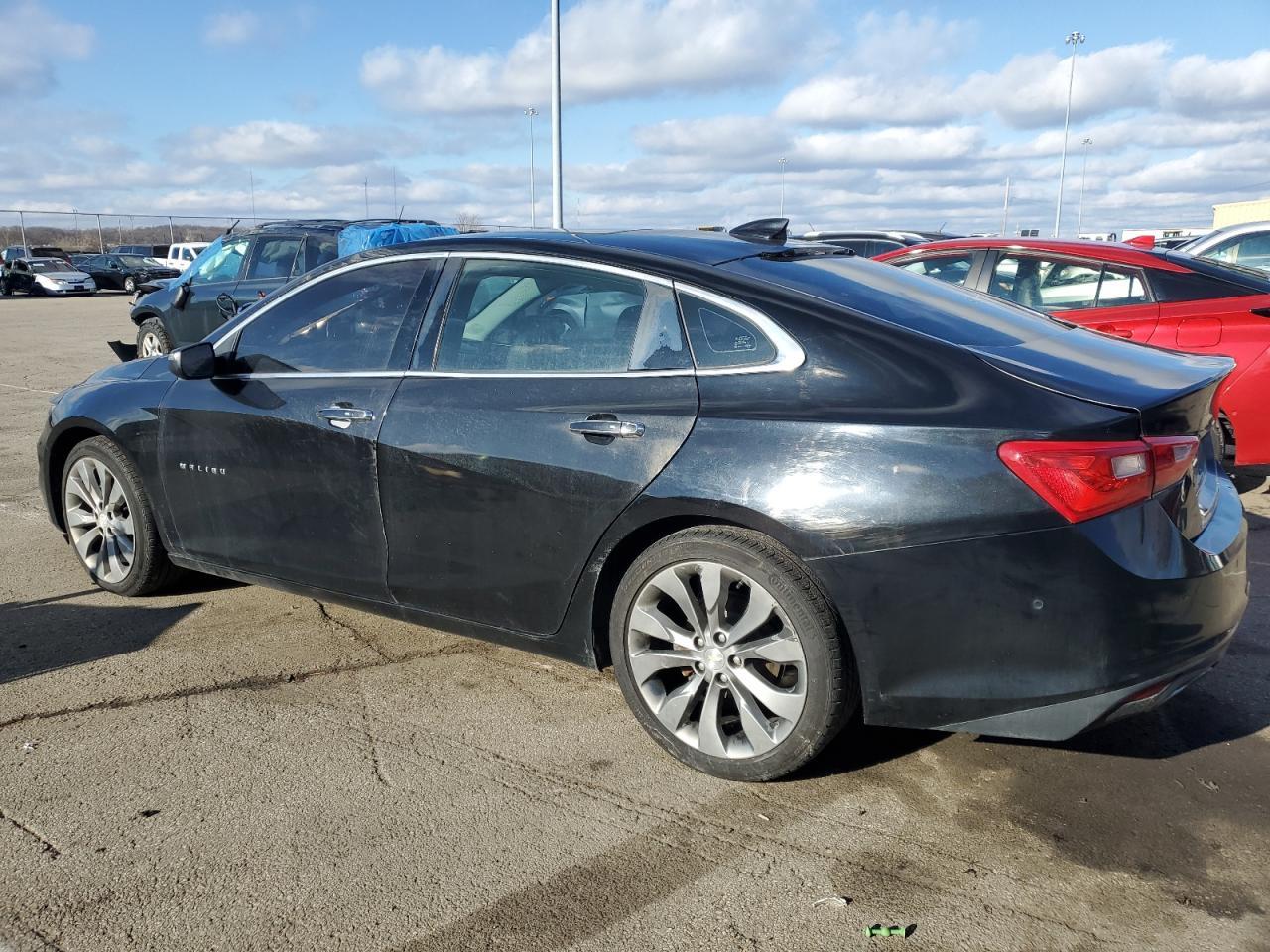 2016 Chevrolet Malibu Premier - Image 2