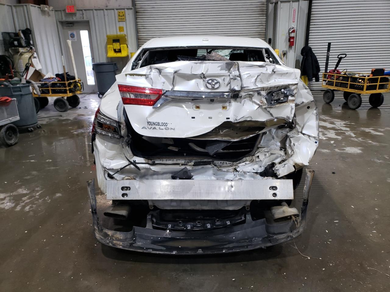 2016 Toyota Avalon Xle - Фото 6