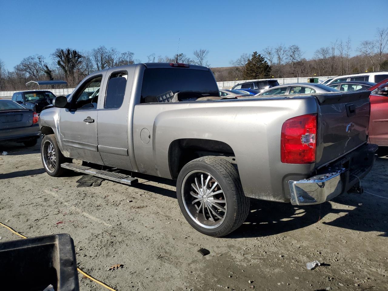 2007 Chevrolet Silverado C1500 - Фото 2