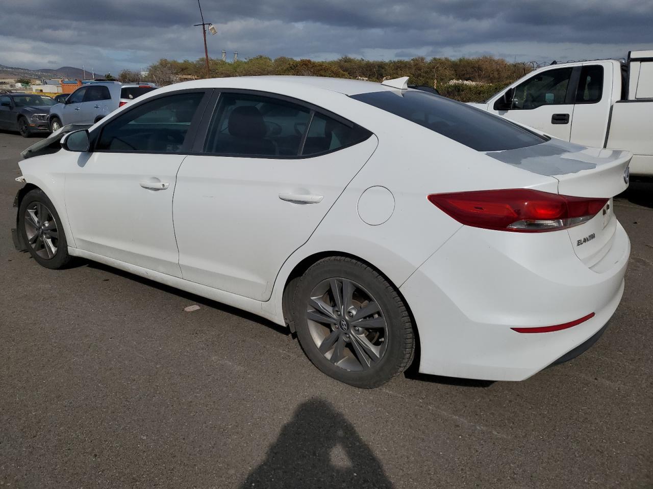 2018 Hyundai Elantra Sel - Image 2