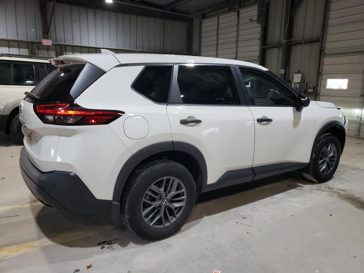 2021 Nissan Rogue S - Image 3