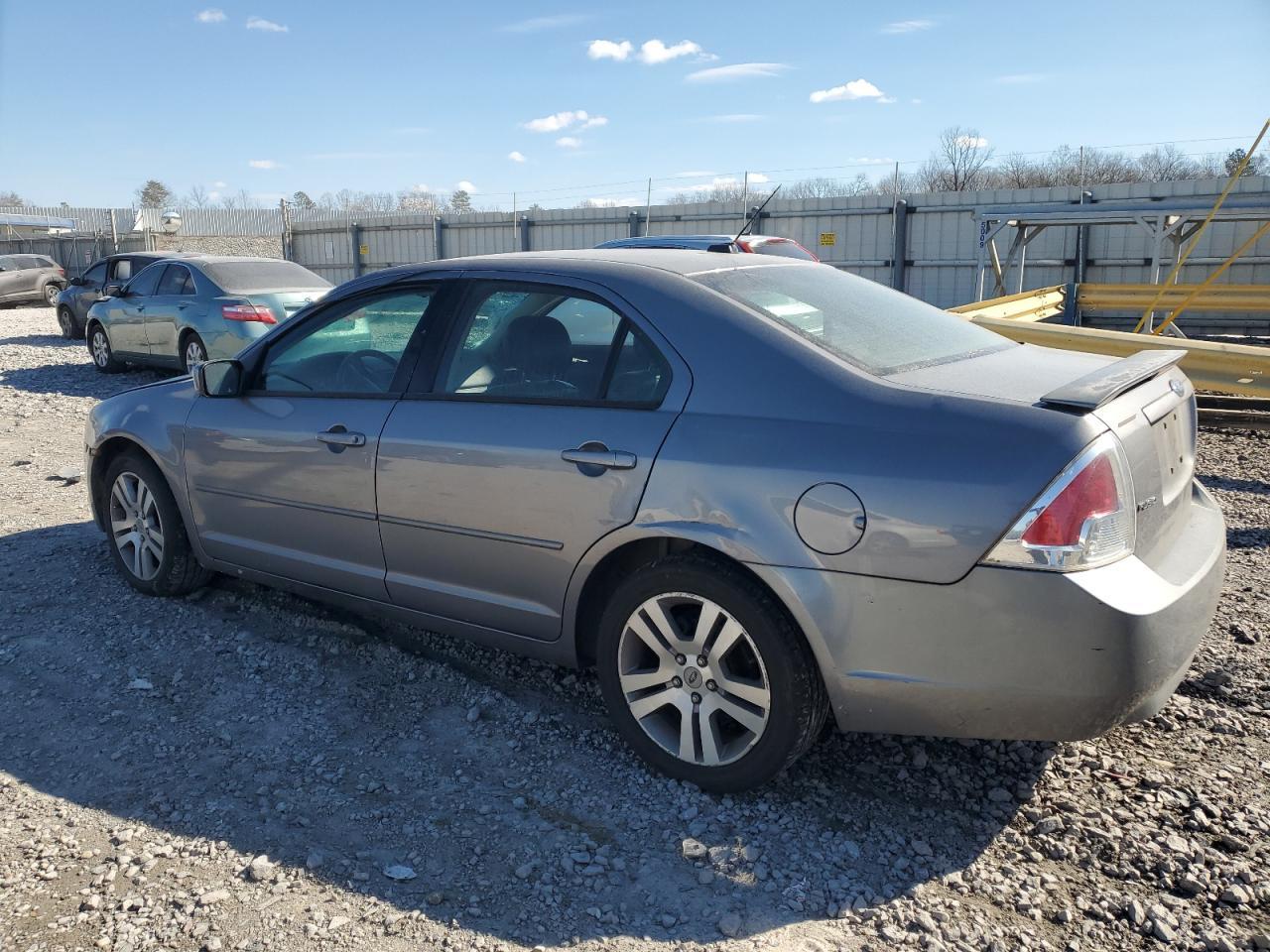 2007 Ford Fusion 4D - Фото 2