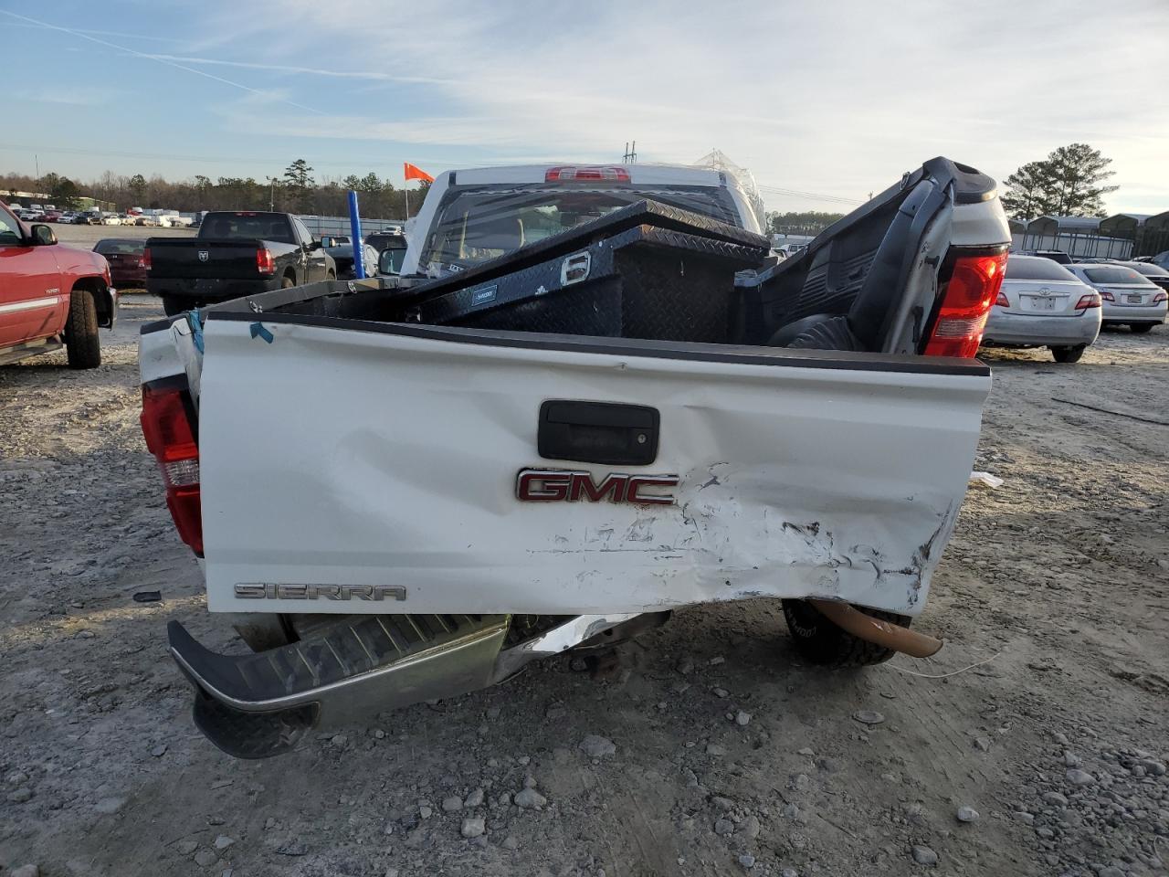 2017 GMC Sierra C1500 - Фото 6
