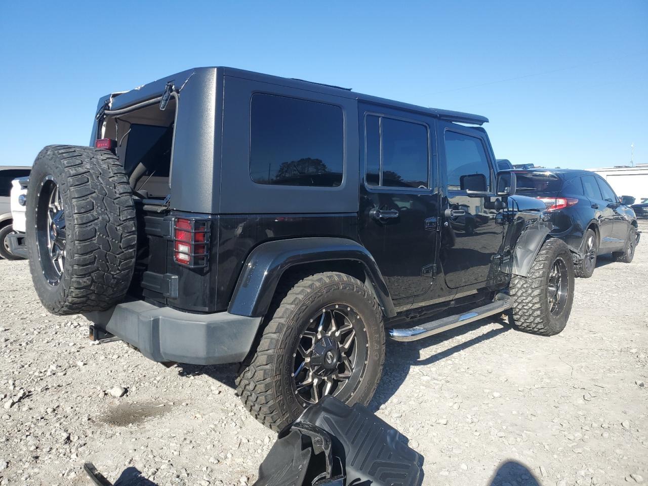 2007 Jeep Wrangler Sahara - Фото 3