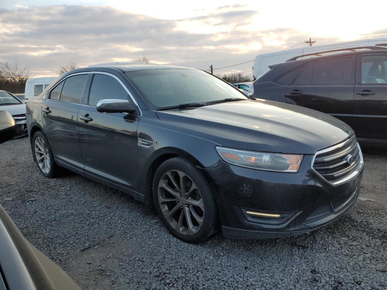 2013 Ford Taurus Limited - Фото 4